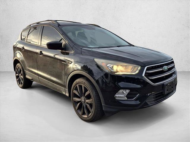Certified 2017 Ford Escape SE w/ Equipment Group 201A AWD/4WD image 3