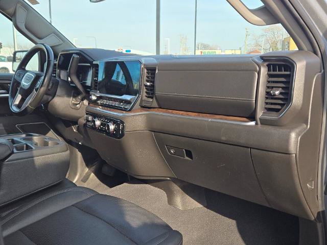 Used 2025 GMC Sierra 1500 SLT AWD/4WD image 7
