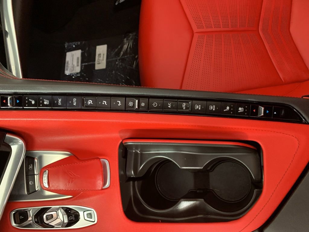 Used 2020 Chevrolet Corvette Stingray Preferred Cpe w/ 2LT Preferred Equipment Group RWD image 28
