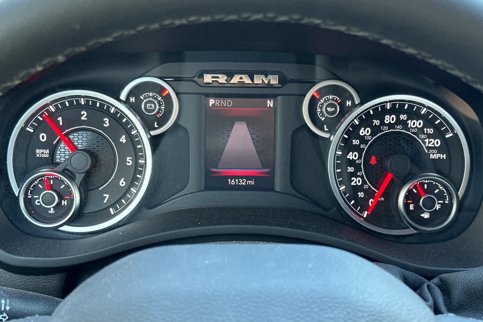Used 2026 RAM 2500 Big Horn AWD/4WD image 25