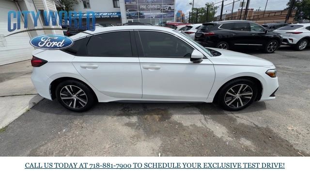 Used 2023 Honda Civic LX image 2