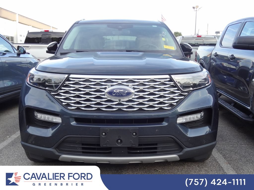 Certified 2023 Ford Explorer Platinum w/ Technology Package AWD/4WD image 2