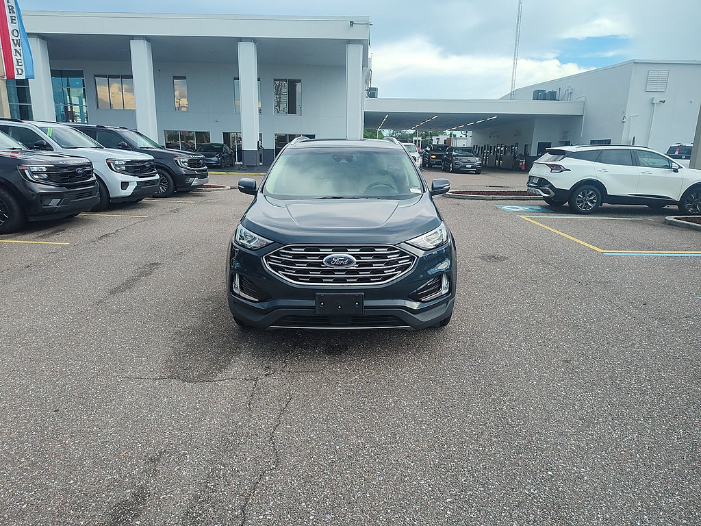 Certified 2019 Ford Edge SEL w/ Equipment Group 201A FWD image 3