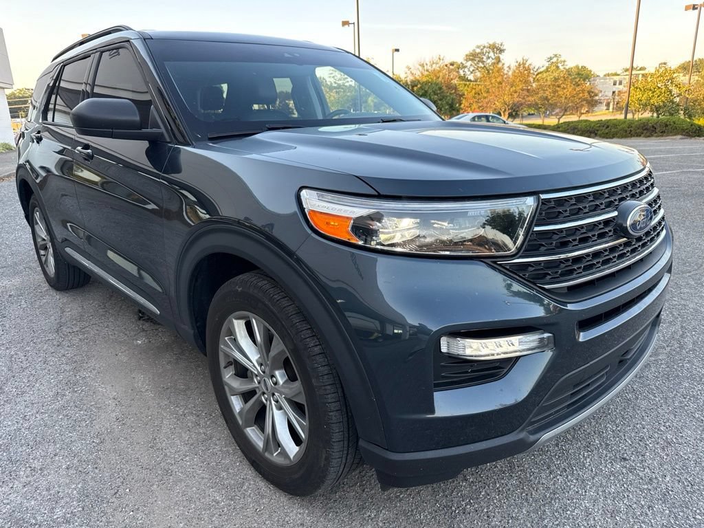 Certified 2024 Ford Explorer XLT w/ Equipment Group 202A AWD/4WD image 16