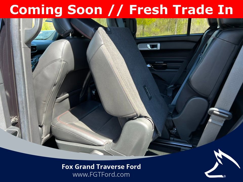 Certified 2022 Ford Explorer ST-Line w/ Class IV Trailer Tow Package AWD/4WD image 6