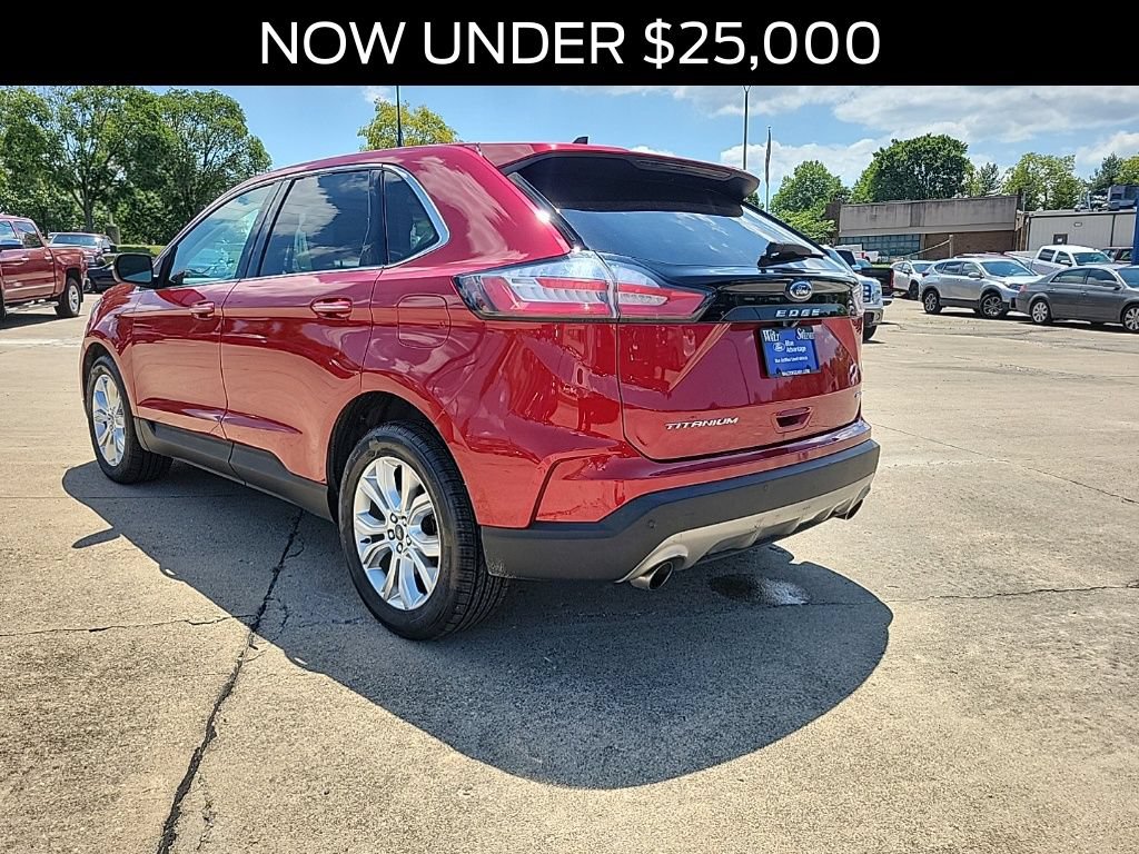 Certified 2021 Ford Edge Titanium AWD/4WD image 3