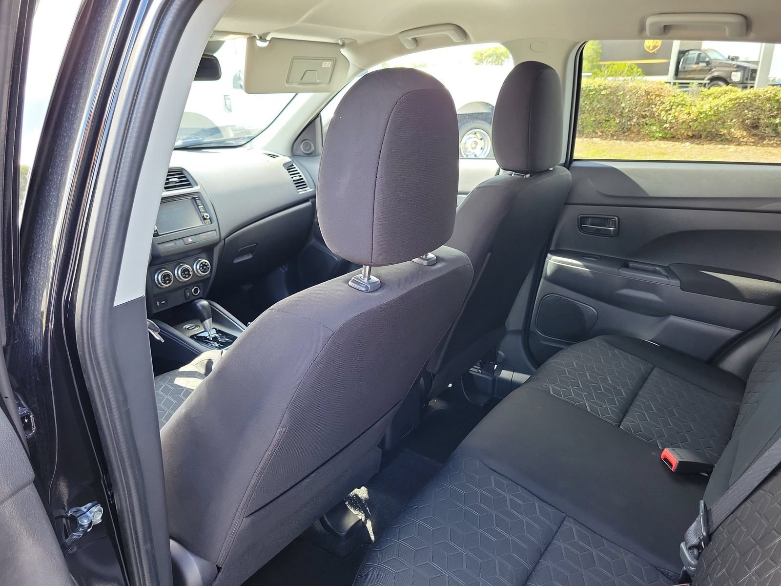 Used 2025 Mitsubishi Outlander Sport ES AWD/4WD image 9