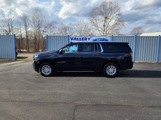 Used 2024 Chevrolet Suburban LT AWD/4WD image 2