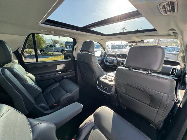 Certified 2025 Ford Expedition Active AWD/4WD image 30