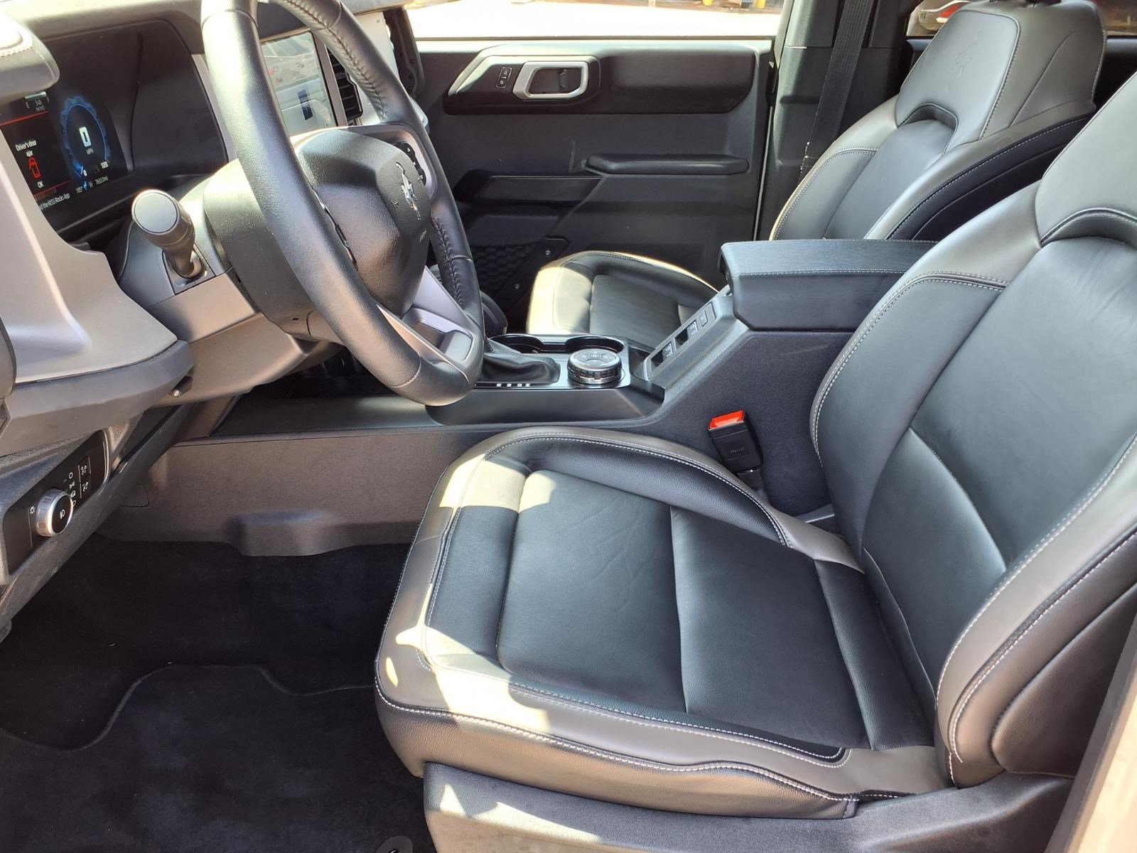 Certified 2026 Ford Bronco Outer Banks AWD/4WD image 14