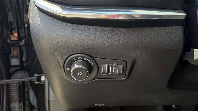 Used 2022 Jeep Compass High Altitude AWD/4WD image 12