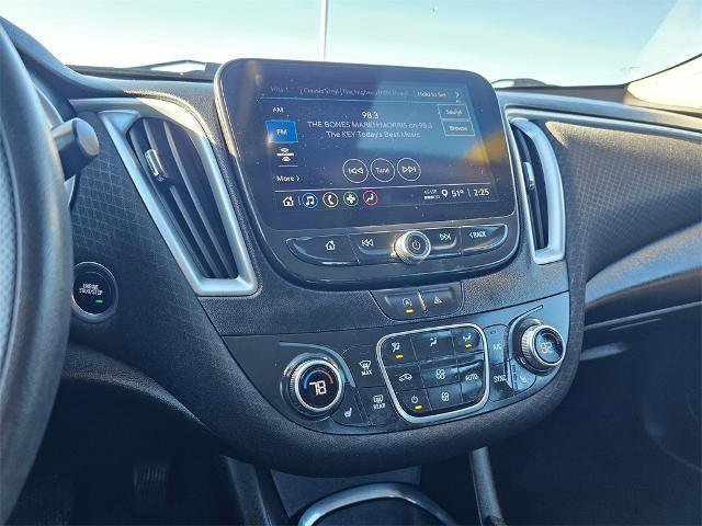 Used 2023 Chevrolet Malibu LT image 19