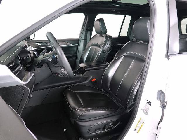 Used 2024 Jeep Grand Cherokee Limited 4xe AWD/4WD image 12