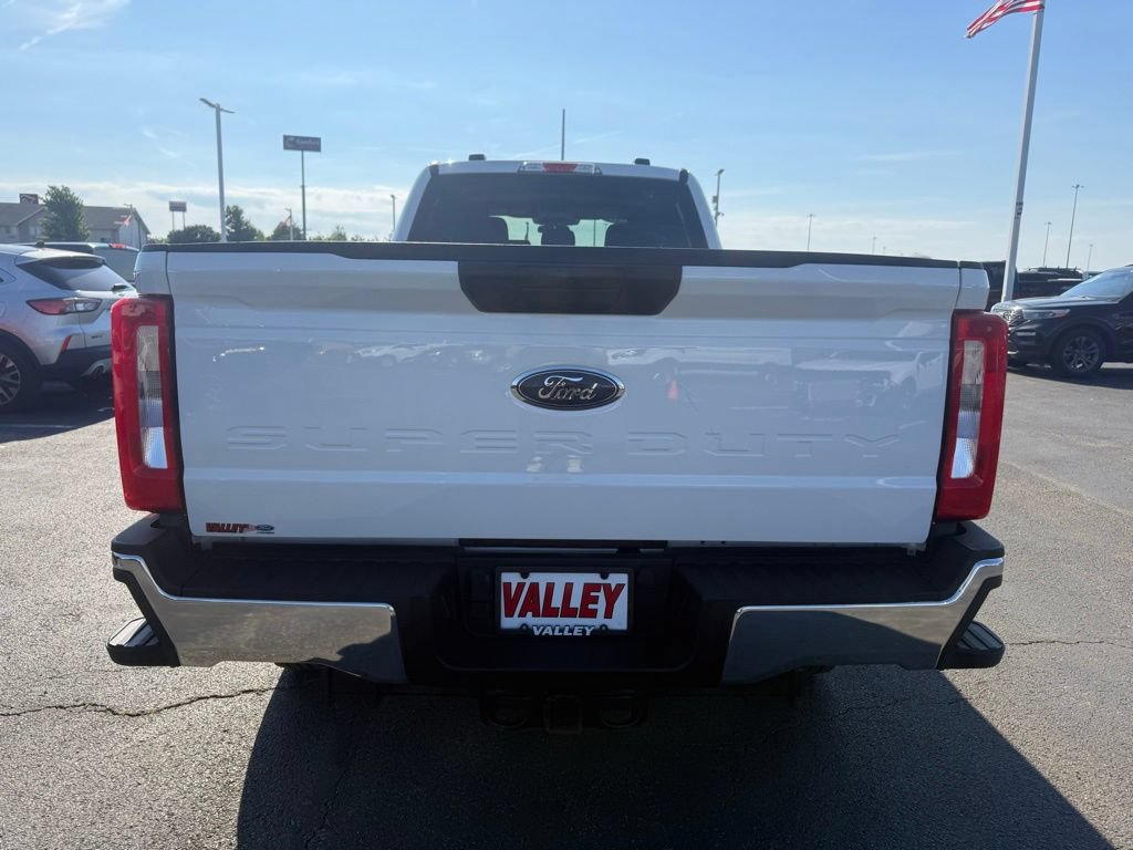 Certified 2025 Ford F350 XLT AWD/4WD image 7