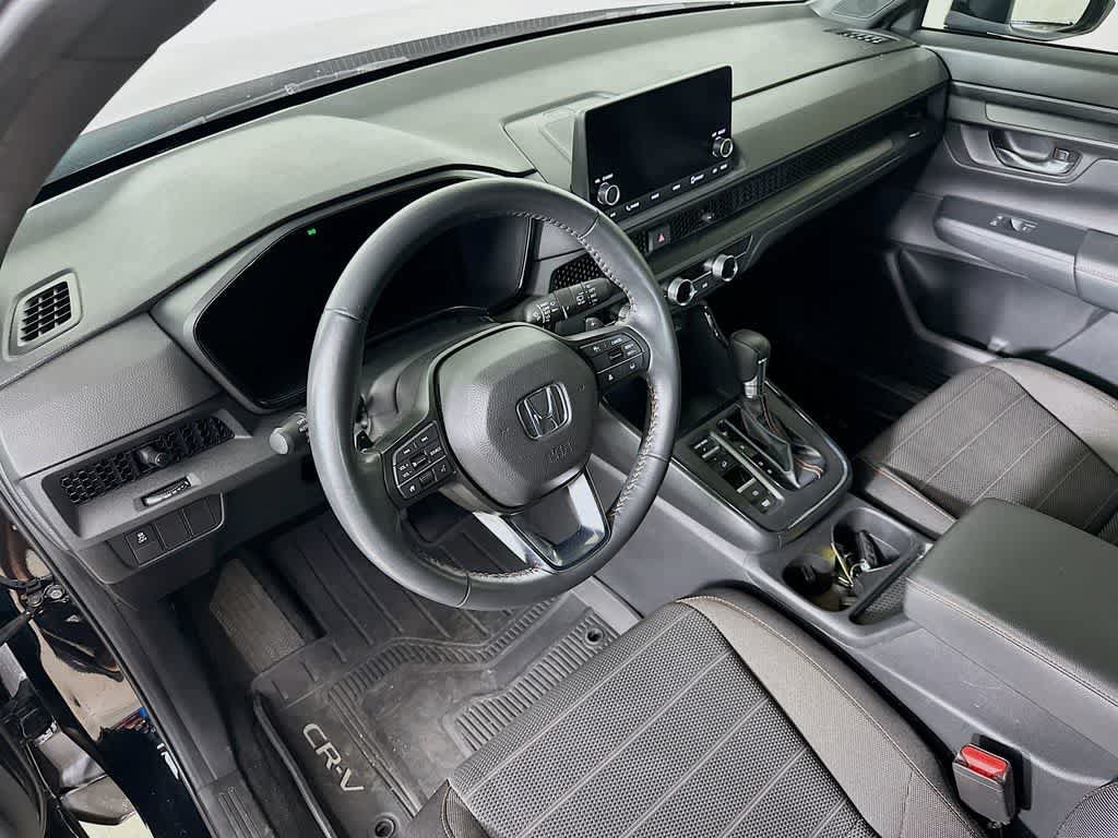 Used 2023 Honda CR-V Sport image 2