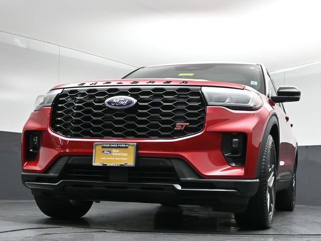 Certified 2025 Ford Explorer ST AWD/4WD image 36