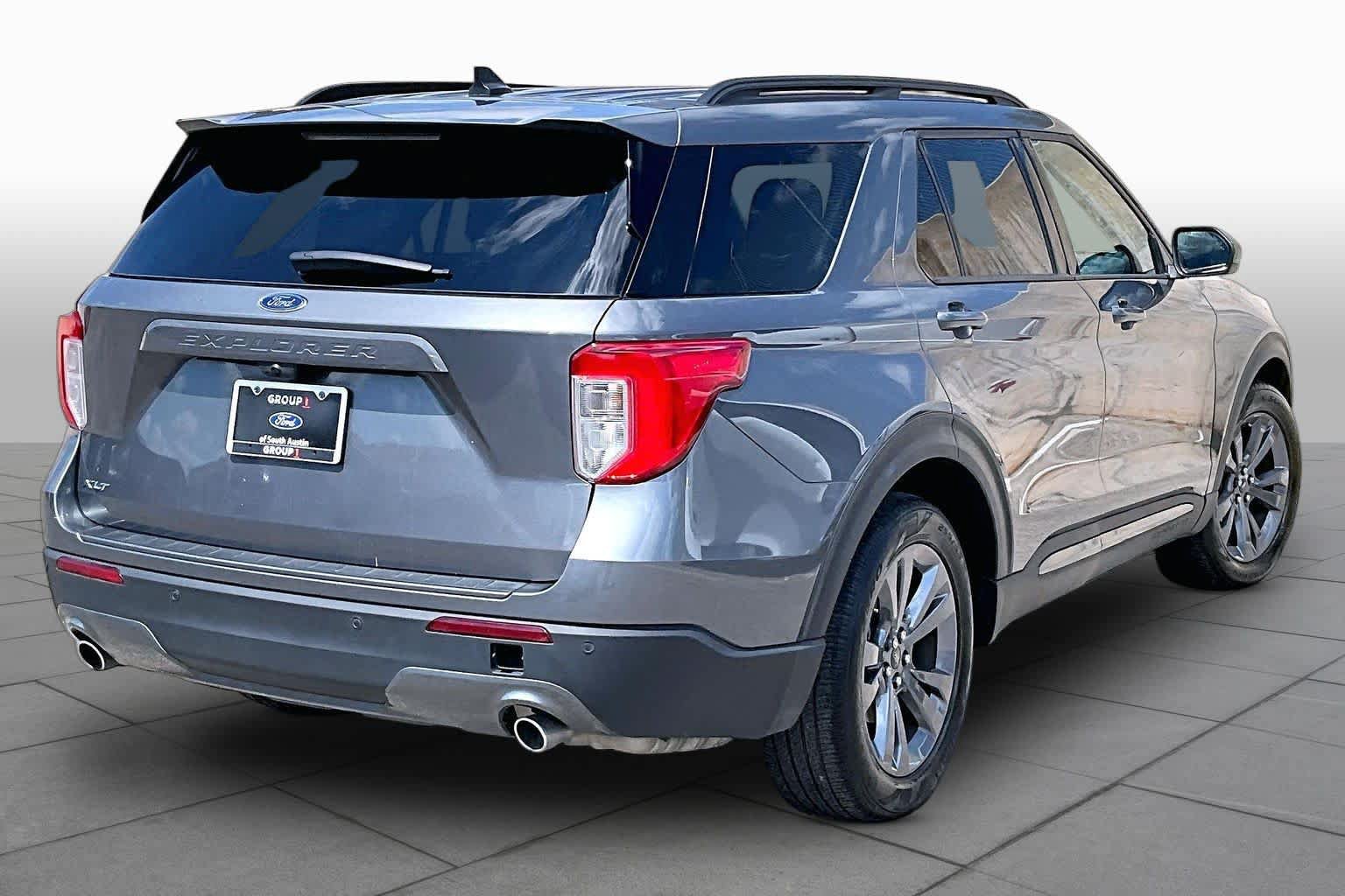 Certified 2023 Ford Explorer XLT w/ Equipment Group 202A RWD image 13