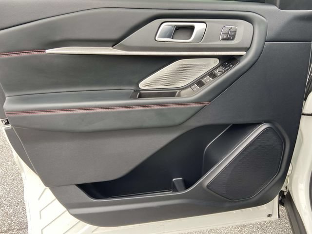 Certified 2025 Ford Explorer ST w/ Sun And Sound Package AWD/4WD image 18