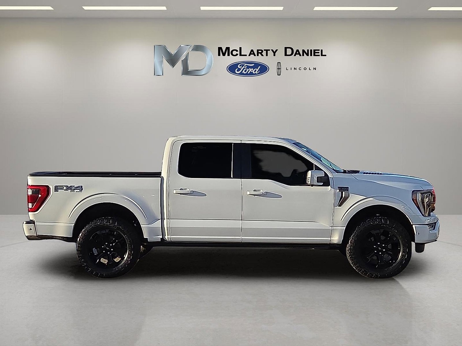 Certified 2022 Ford F150 Platinum w/ Equipment Group 701A High image 6