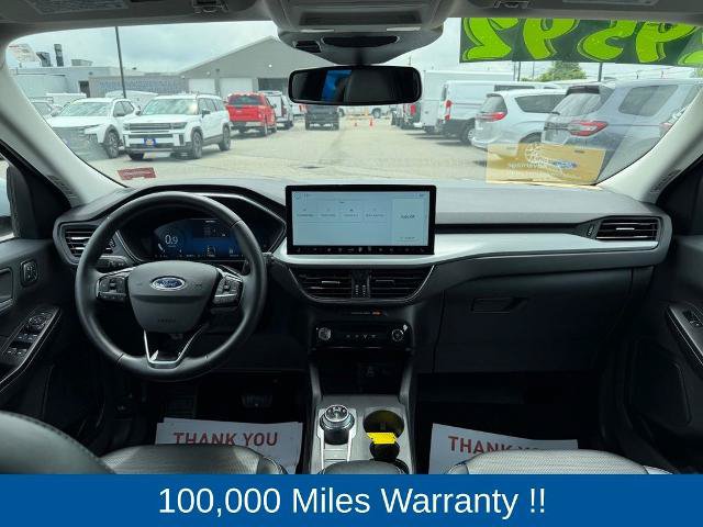 Certified 2025 Ford Escape Platinum AWD/4WD image 5