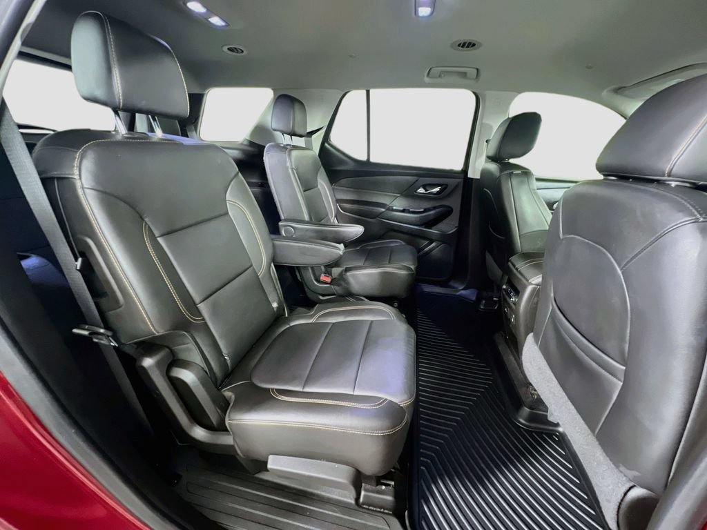 Used 2019 Chevrolet Traverse LT w/ LT Premium Package AWD/4WD image 32