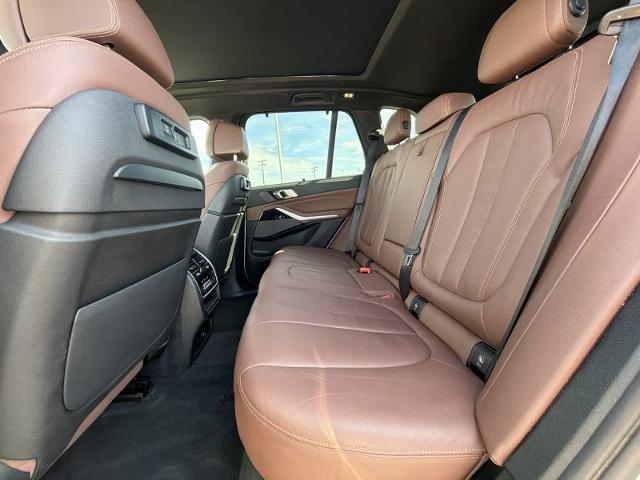Used 2022 BMW X5 xDrive40i AWD/4WD image 19