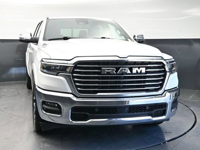 Used 2025 RAM 1500 Laramie AWD/4WD image 2