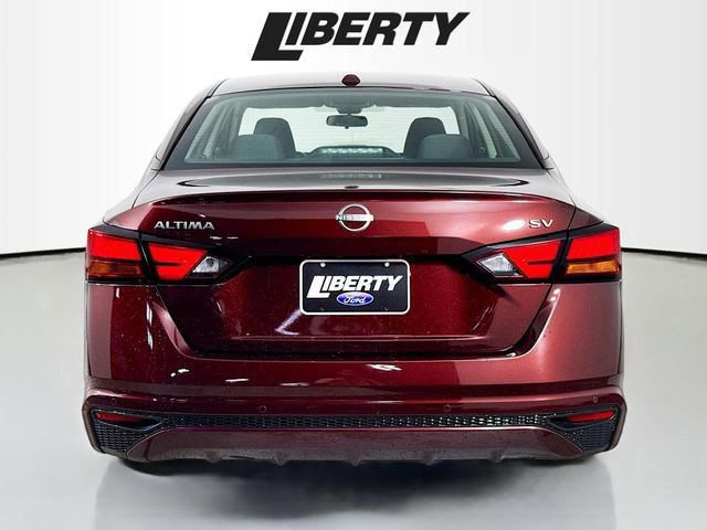 Used 2023 Nissan Altima 2.5 SV video 4