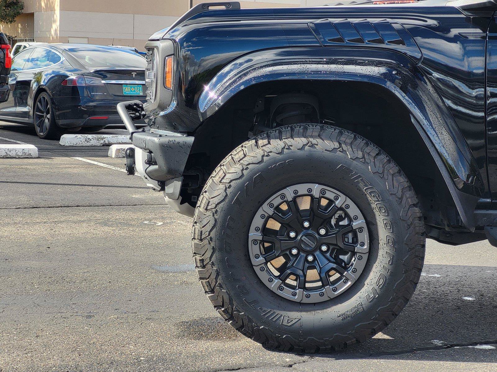 Certified 2024 Ford Bronco Raptor w/ Interior Carbon Fiber Pack 6 AWD/4WD image 10