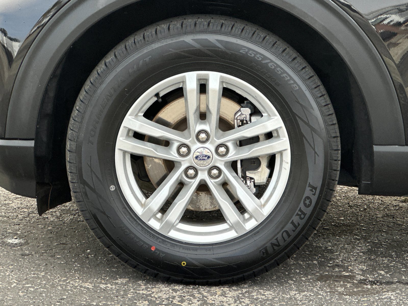 Certified 2022 Ford Explorer XLT image 27