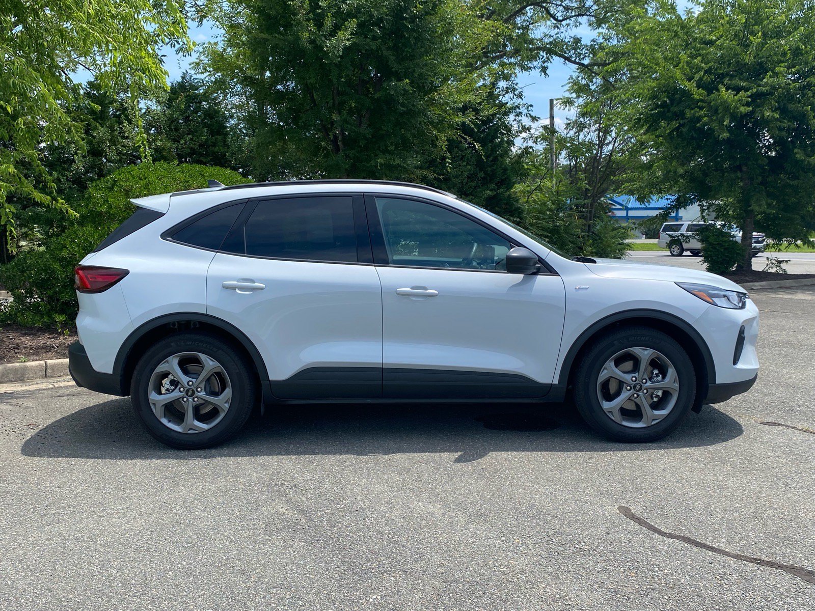 Certified 2025 Ford Escape ST-Line w/ Equipment Group 301A FWD image 3