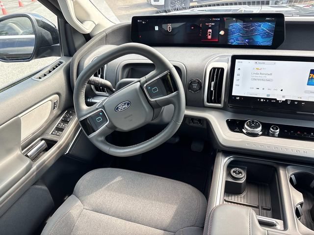 Certified 2025 Ford Expedition Active RWD image 14
