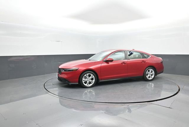 Used 2023 Honda Accord LX image 4