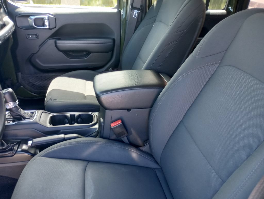 Used 2022 Jeep Wrangler Unlimited Sport AWD/4WD image 20