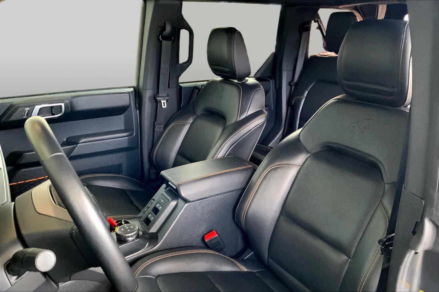 Certified 2024 Ford Bronco Badlands AWD/4WD image 8