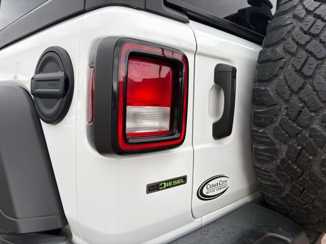 Used 2020 Jeep Wrangler Unlimited Willys image 12