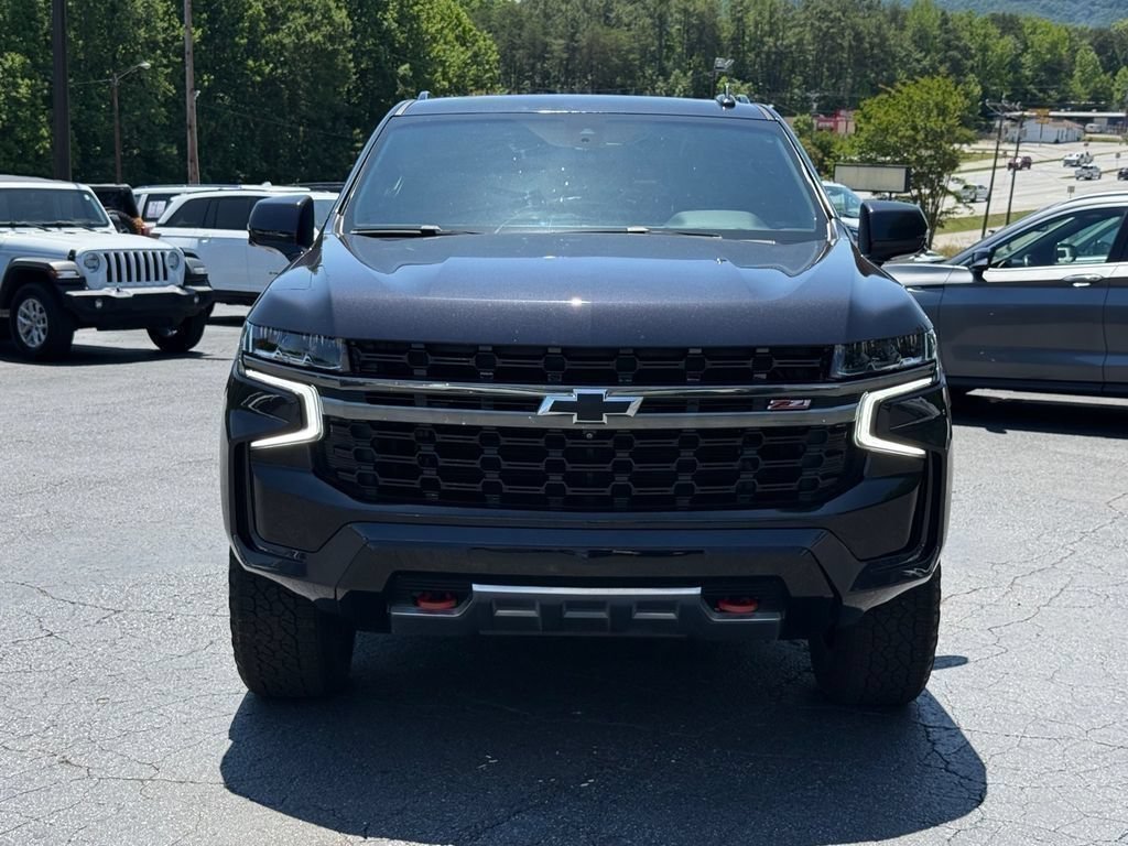 Used 2022 Chevrolet Suburban Z71 w/ Luxury Package AWD/4WD image 9