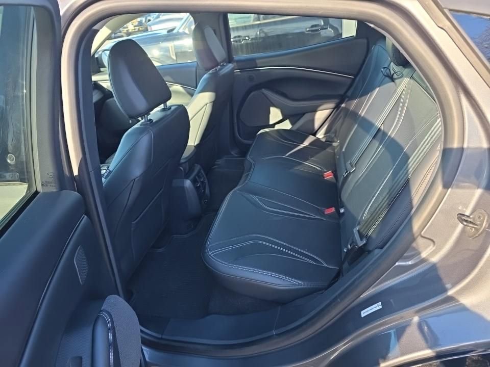 Certified 2023 Ford Mustang Mach-E Premium image 4