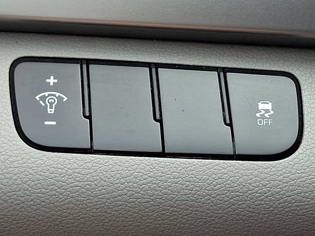 Used 2017 Hyundai Elantra SE w/ Cargo Package FWD image 25