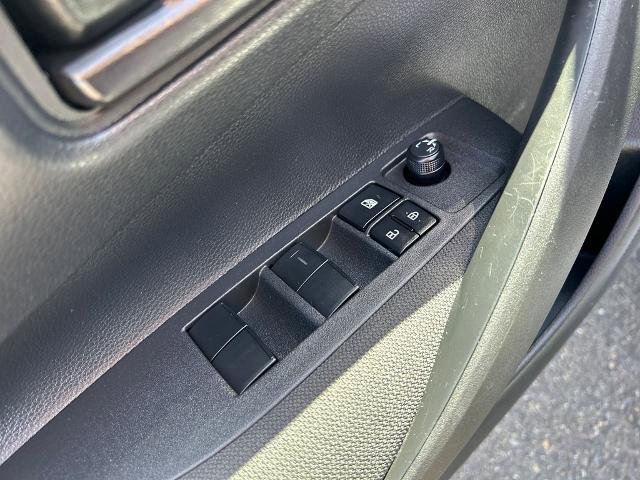 Used 2025 Toyota Corolla LE FWD image 19