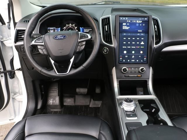 Certified 2024 Ford Edge SEL w/ Convenience Package AWD/4WD image 18
