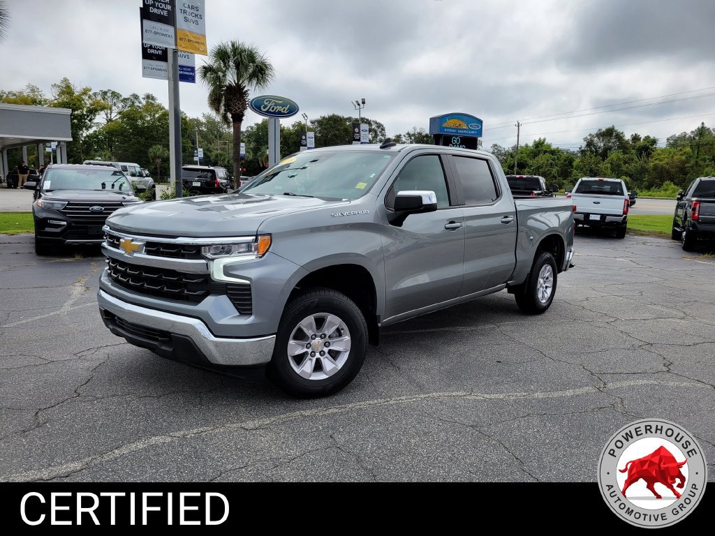 Used 2026 Chevrolet Silverado 1500 LT AWD/4WD image 2