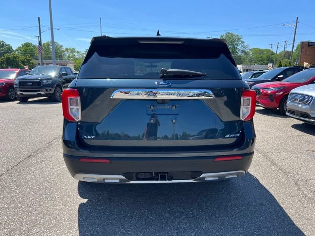 Certified 2024 Ford Explorer XLT AWD/4WD image 5