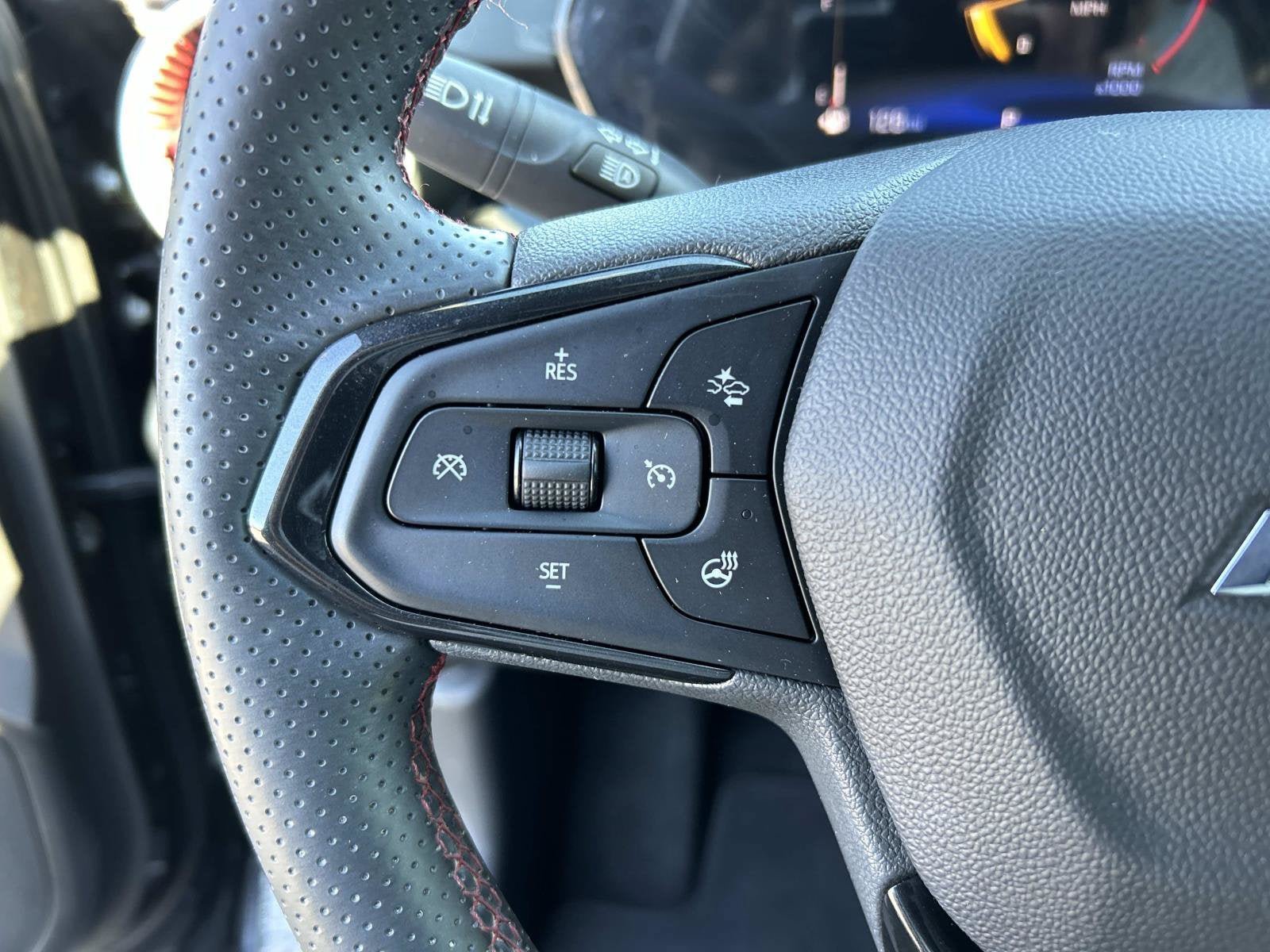 Used 2024 Chevrolet Trax RS w/ Driver Confidence Package FWD image 17