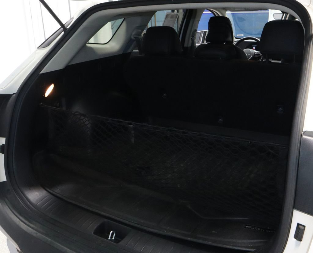 Used 2023 Kia Sportage EX image 15