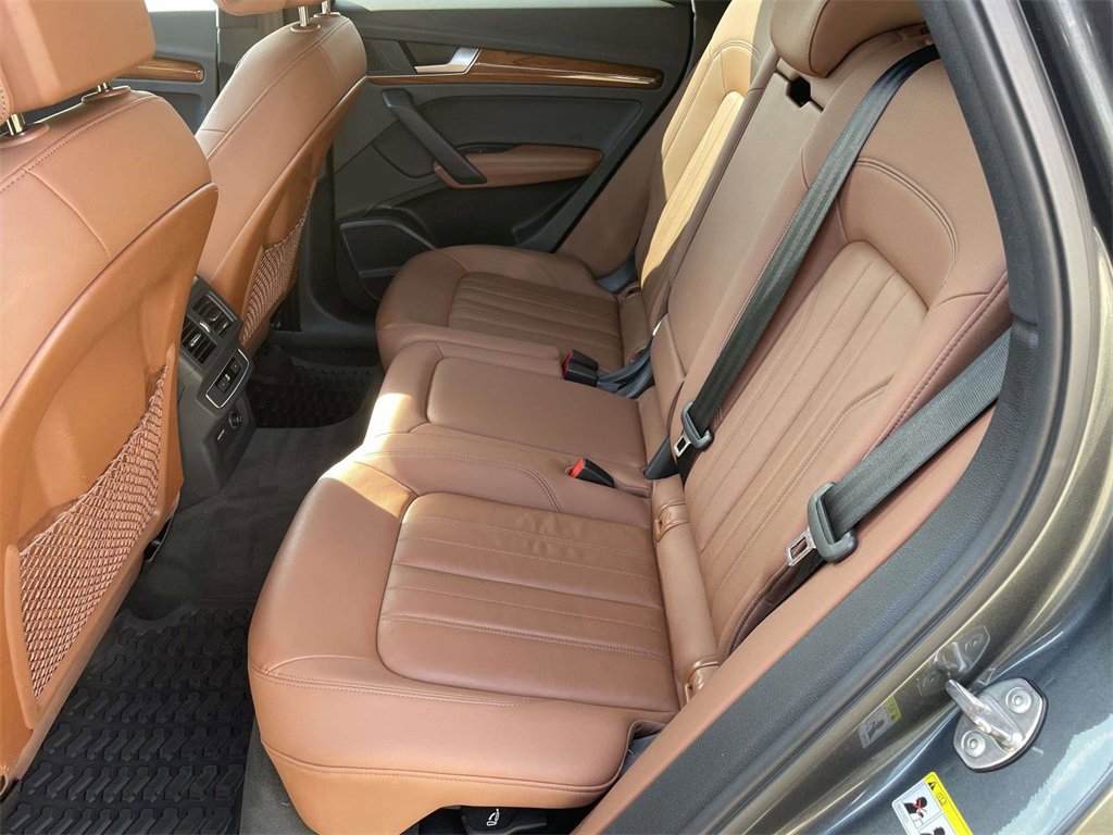 Used 2023 Audi Q5 2.0T Premium Plus w/ Premium Plus Package image 12