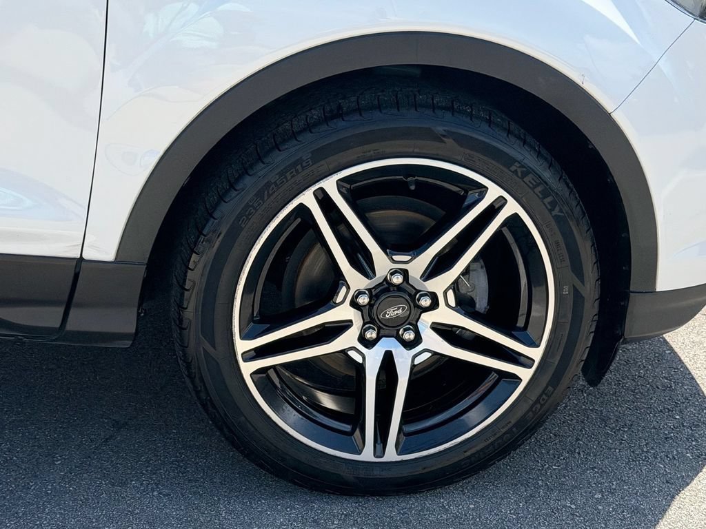Certified 2019 Ford Escape SEL FWD image 9