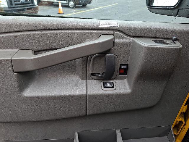 Used 2021 GMC Savana 3500 w/ Power Convenience Package RWD image 11