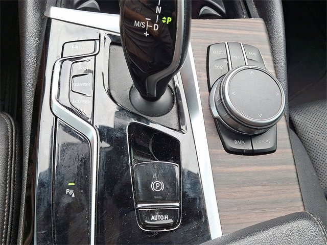 Used 2021 BMW 530i xDrive w/ Premium Package image 30