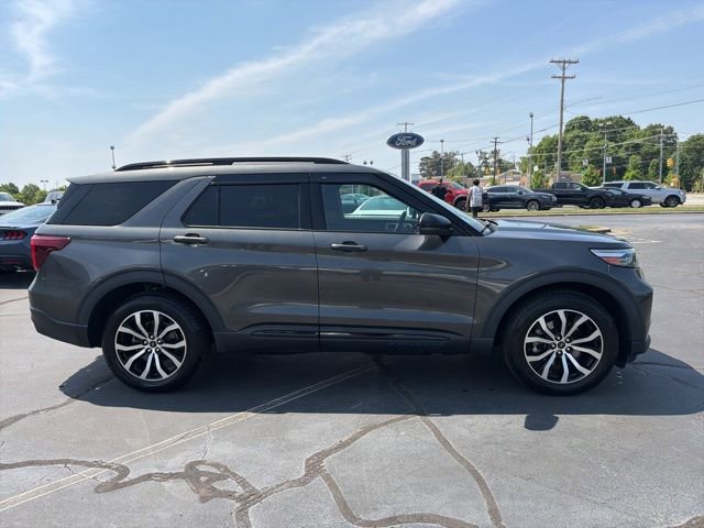 Certified 2020 Ford Explorer ST w/ Premium Technology Package AWD/4WD image 6